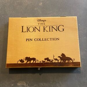 Vintage Lion King Pin Set in Wooden Collectors Box